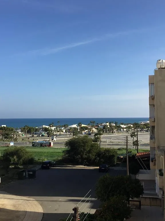 Pasithea Holiday Apartments لارنكا