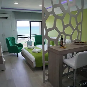 Apartament Lazuli Sea View-beachfront Ap 405, Larnaca