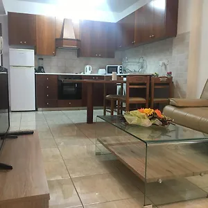 https://marina-apartments-211.hotelsatayianapa.com